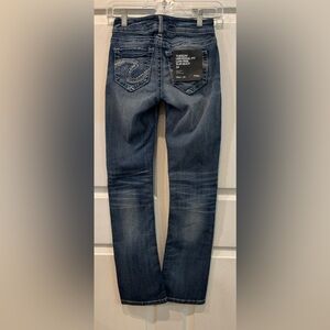 Silver Jeans Tuesday Low Rise Slim Bootcut Womens Size 24x31 Blue Distressed NEW